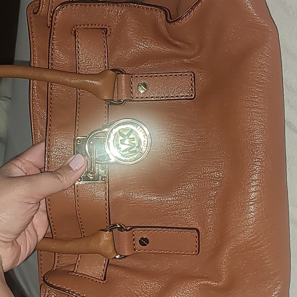 Authentic MK Purse - Picture 6 of 7